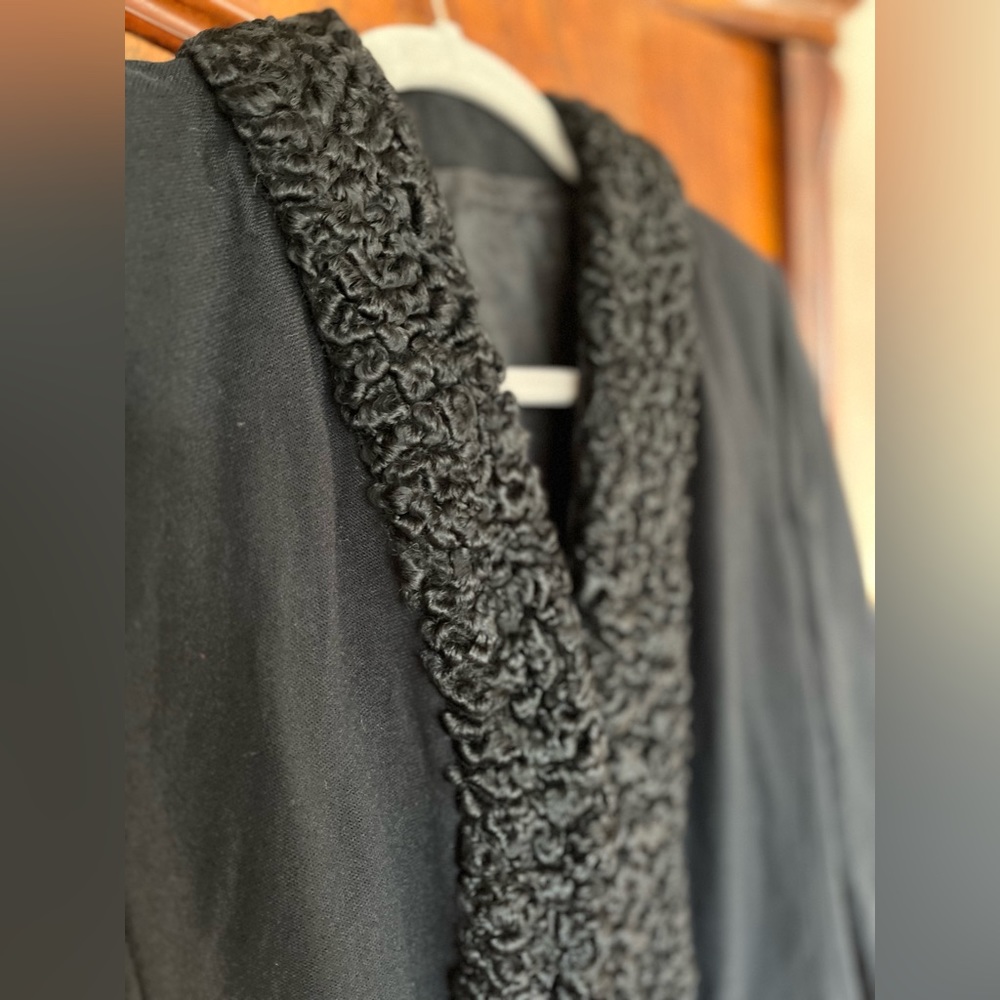 Vintage Billina Black Wool Suit Set Fitted Shearling Blazer Pleated Pencil Skirt